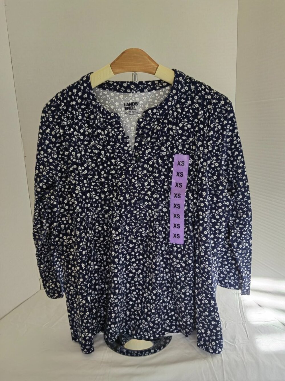 Lands’ End Floral Tunic Blouse – Women’s XS
